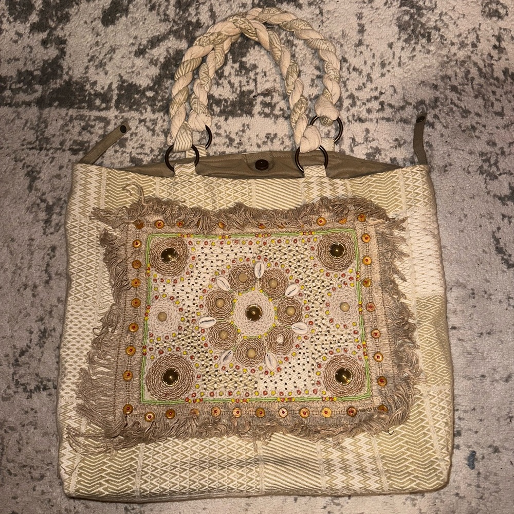 Lovestitch beach tote